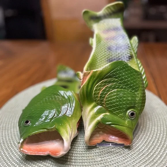 Quirky Green Fish Women's Slippers - Picture 2 of 6